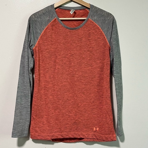 Under Armour HeatGear Long Sleeve Colorblock Athletic Top - Women’s Small - Picture 1 of 5